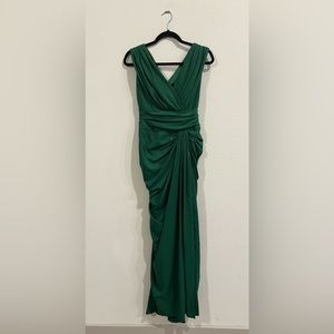 Tadashi Shoji kelly green evening gown with beautiful ruching